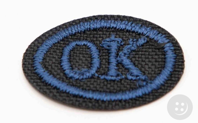 Nažehlovací záplata - OK - černá modrá - rozměr 2 cm x 1,5 cm