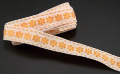 Folk ribbon - white with yellow flowers - width 1.6 cm