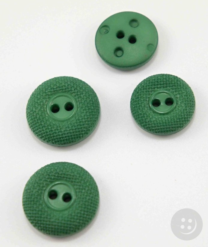 Hole button - grass green - diameter 2 cm