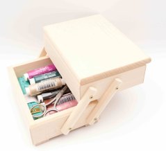 Natürliche faltbare Nähbox mit Nähzubehör