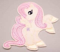 Nažehlovací záplata - Fluttershy My Little Pony - smetanová, růžová - rozměr 10 cm x 9,5 cm