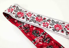 Krojová stuha - svetlo šedá s červenými ružémiami - šírka 4,8 cm