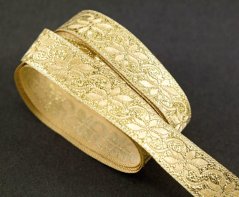 Zlatý prýmek se zlatými kytičkami - šíře 1,5 cm