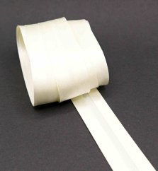 Satin bias tape - light cream - width 2.5 cm