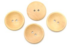 Hladký dierkový drevený gombík – svetlé drevo, 3,5 cm