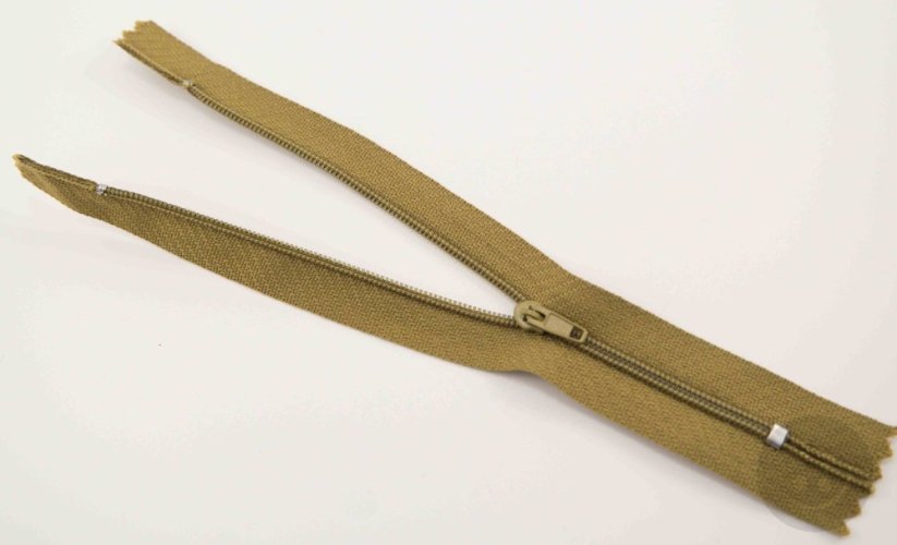 Nedělitelný jemný plastový spirálový zip (velikost číslo 3) různé barvy - délka 12 cm - 60 cm