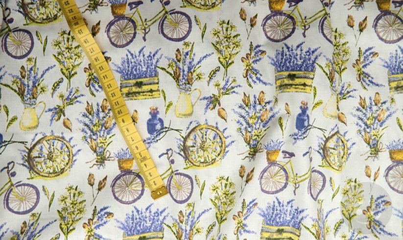 Bavlněné plátno - venkovský motiv s levandulí na bílém podkladu