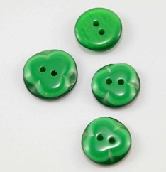 Hole button - green shamrock - diameter 1.5 cm