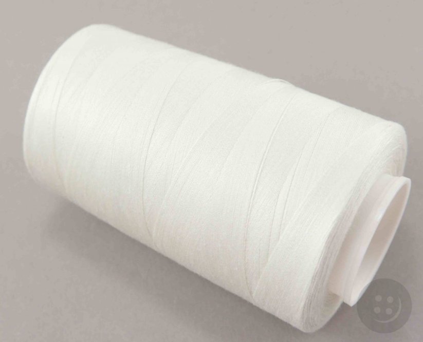 Polyester thread - 4572 m
