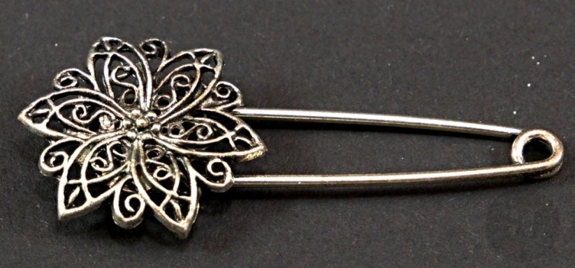 Ozdobný filigránský špendlík s květinou - stříbrná, tmavý kov - rozměr 2,5 cm x 6 cm