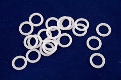 Ring - weiß - Durchmesser innen 0,9 cm