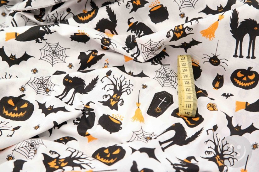 Bavlněné plátno - Halloweenská tematika na bílém podkladu - šířka 160 cm