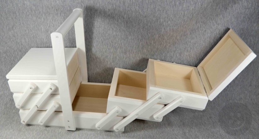 Dřevěná krabice na šicí potřeby - bílá - rozměry 25 cm x 25 cm x 14 cm