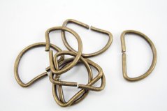 Polokrúžok - staro mosadzná - prievlak 2,8 cm