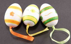 Light polystyrene eggs with flowers on a ribbon - 3 pieces - green, yellow, orange