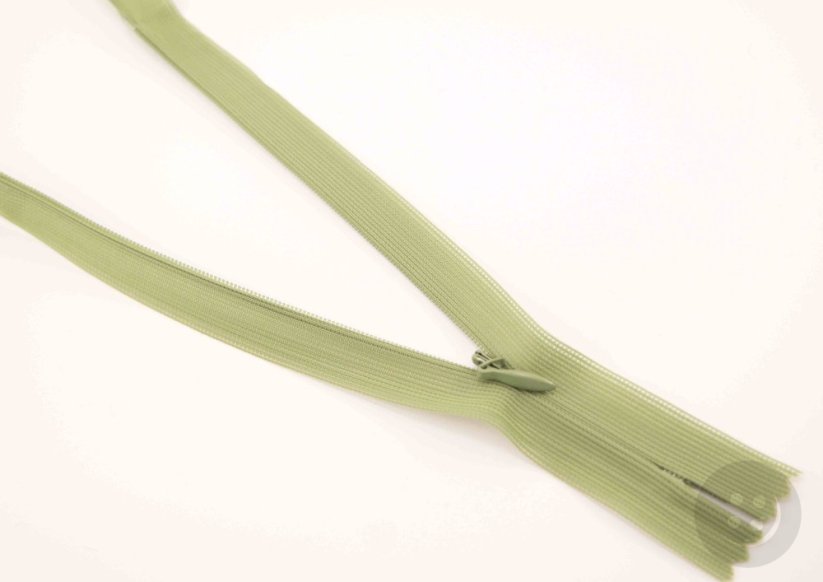 Nedělitelný skrytý zip (3mm) různé barvy - délka 18 cm - 60 cm