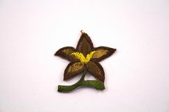 Nažehlovací záplata - Květina - rozměr 3,3 cm x 3 cm