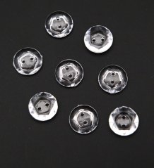 Dírkový knoflík - transparentní se šestihranem - průhledný- průměr 1,26cm