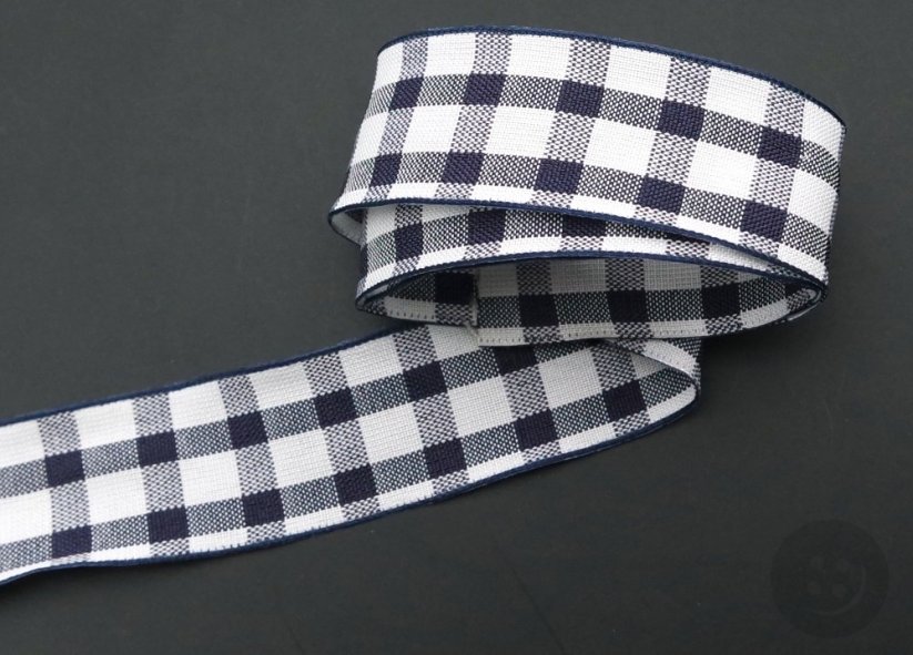Beidseitiges Band mit weißen und dunkelblauen Würfeln, 2,5 cm breit
