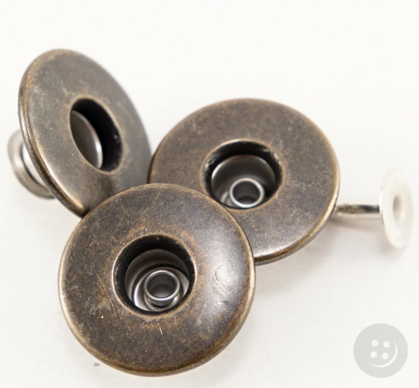 Jeans tack buttons - antique brass - diameter 2 cm