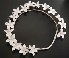 Hodový věneček s kytičkami - rozměr 50 cm x 2 cm