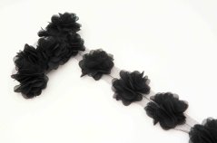 Blumenborte auf Tüll - schwarz - Breite 4 cm