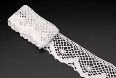 Geklöppelte Baumwollspitze - weiß - Breite 3,9 cm