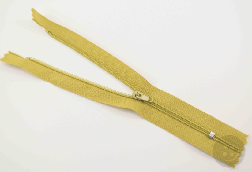 Nedělitelný jemný plastový spirálový zip (velikost číslo 3) různé barvy - délka 12 cm - 60 cm