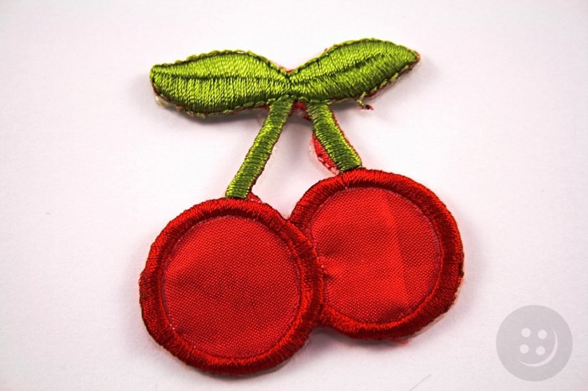 Iron-on patch - Cherry - dimensions 4,3 cm x 4,8 cm