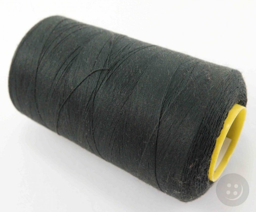 Polyester thread - 4572 m