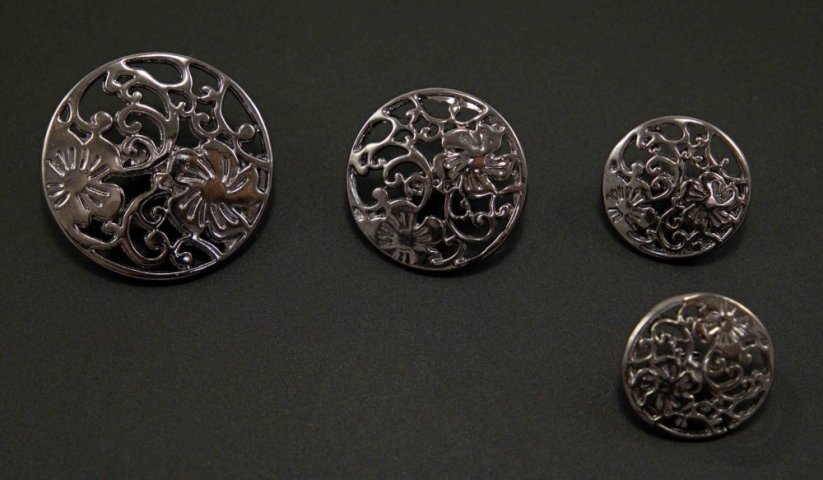 Luxuriöser filigraner Metallknopf – dunkel glänzendes Silber – Durchmesser 2,3 cm