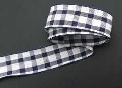 Beidseitiges Band mit weißen und dunkelblauen Würfeln, 2,5 cm breit Beidseitiges Band mit weißen und dunkelblauen Würfeln, 2,5 cm breit