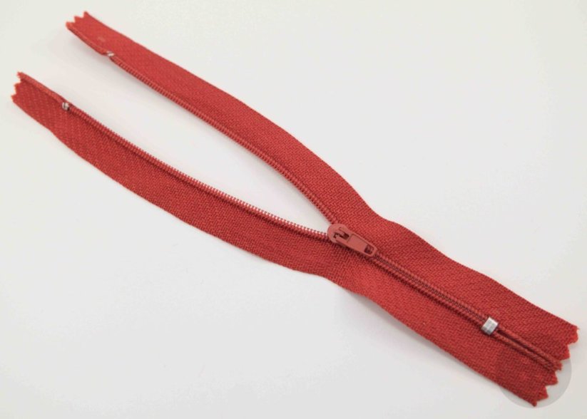 Nedělitelný jemný plastový spirálový zip (velikost číslo 3) různé barvy - délka 12 cm - 60 cm