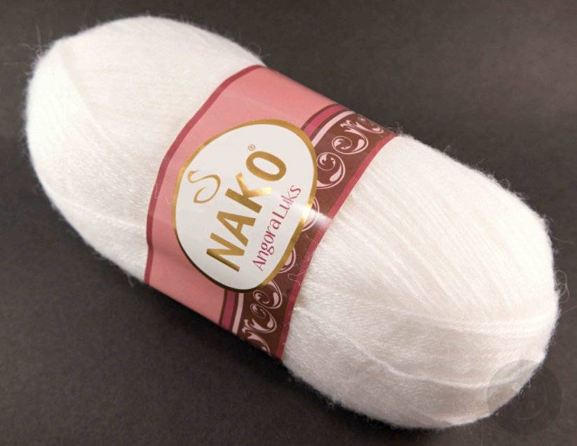 Angora luks yarn - off-white - 208
