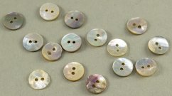 Perleťový gombík - priemer 1,1 cm