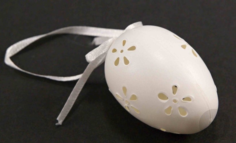 Velké velikonoční vajíčko krajkové na mašličce - bílá