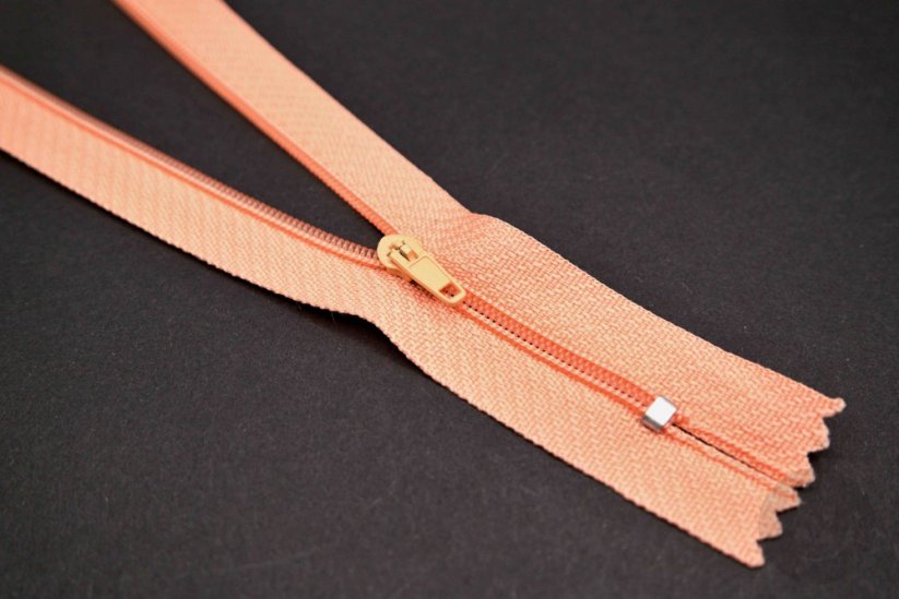 Nedělitelný jemný plastový spirálový zip (velikost číslo 3) různé barvy - délka 12 cm - 60 cm