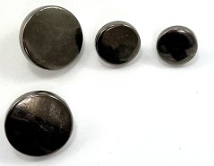 Pokovený knoflík se spodním přišitím - tmavá stříbrná - průměr 1,75 cm