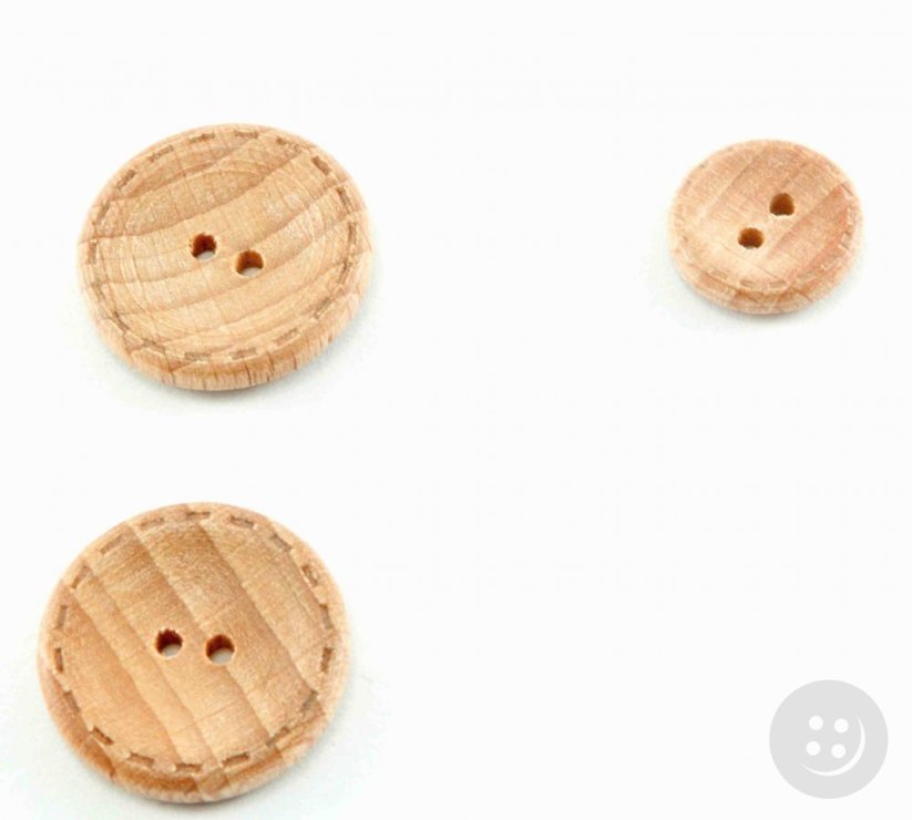 Round Wooden Button with Quilting - diameter 2,4 cm