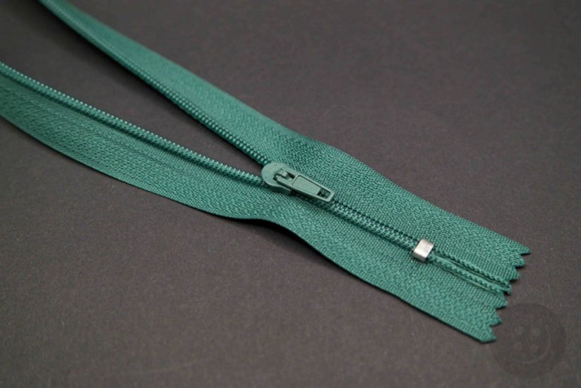 Nedělitelný jemný plastový spirálový zip (velikost číslo 3) různé barvy - délka 12 cm - 60 cm