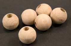 Wooden round bead - light wood - diameter 2 cm