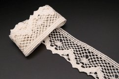 Bavlněná paličkovaná krajka - smetanová - šířka 3,9 cm