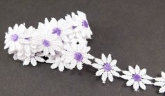 Guipure lace trim - white with a purple center - width 2,5 cm