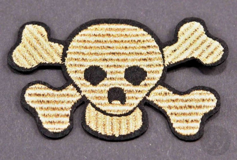 Iron-on patch - golden pirate skull - dimensions 7 cm x 4 cm