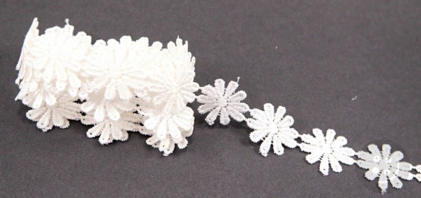 Guipure lace flower trim - cream - width 2.5 cm