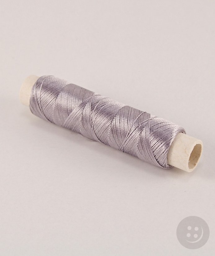 Polyamidová nit