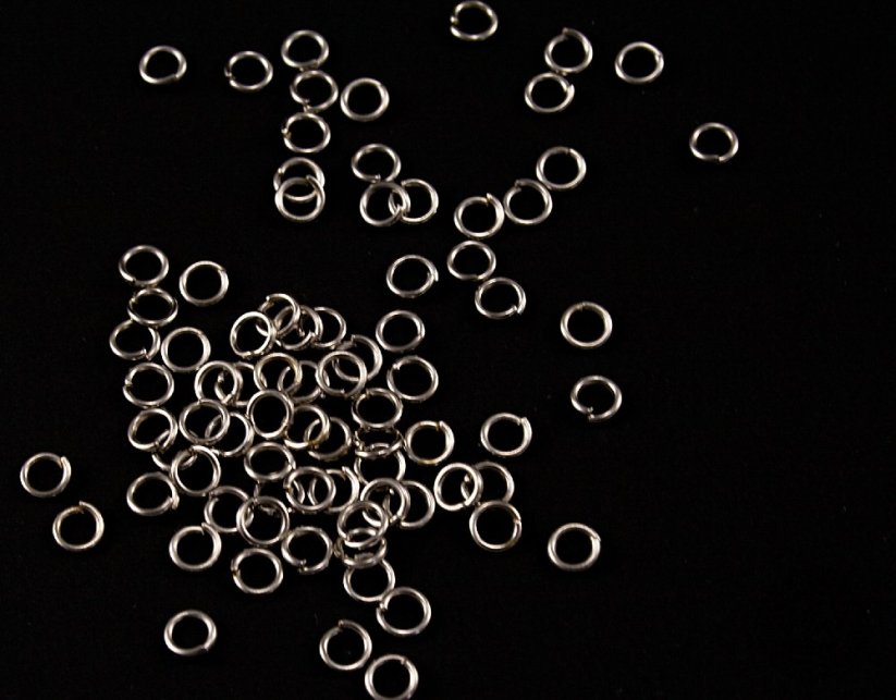 Kroužek - stříbrná - vnitřní průměr 0,3 cm