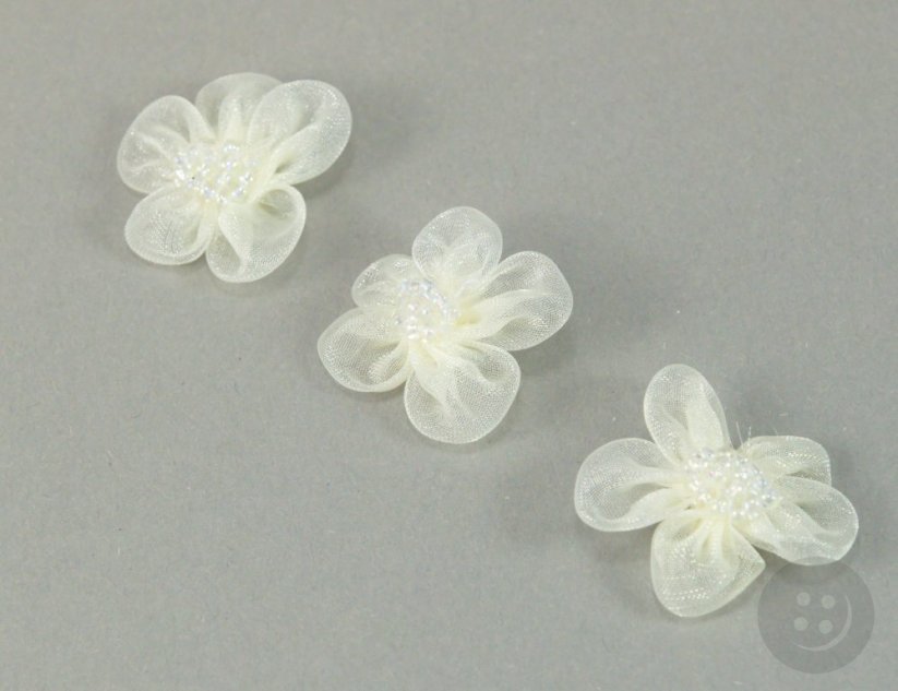 Našívacia monofilová kytička s korálkami - smotanová - priemer 3 cm