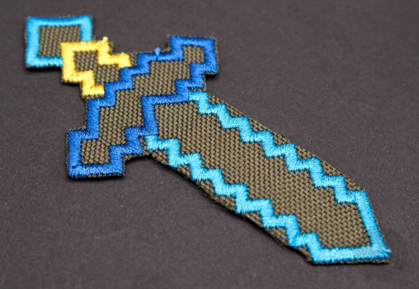 Iron-on patch - Minecraft Enchanted diamond sword - size 9 cm x 4,5 cm
