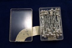 Špendlíky s perleťovou plastovou hlavičkou - 100 ks - délka 4 cm